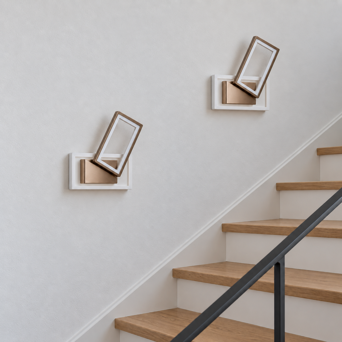 Appliques murales rectangles décalés éteintes dans un escalier