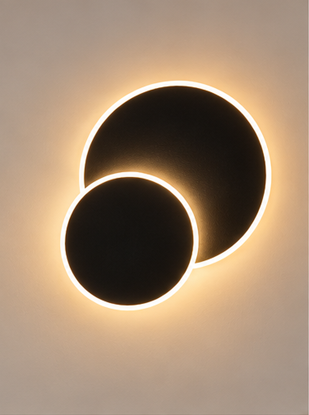 Applique murale Éclipse LED noire allumée
